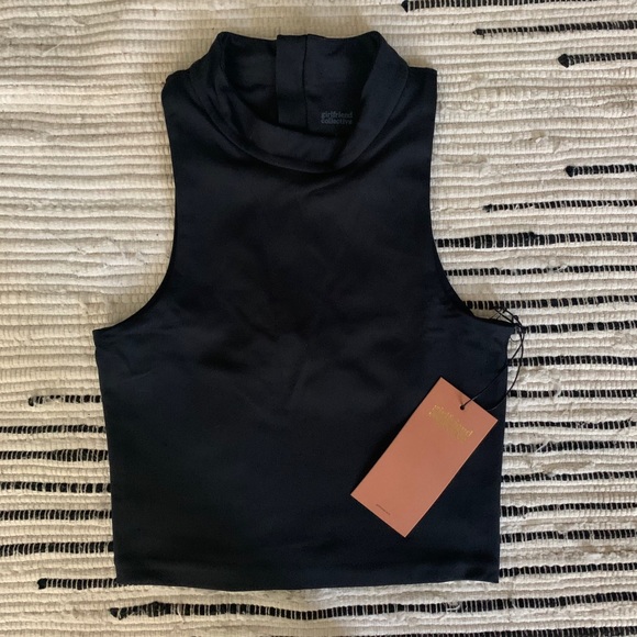 BNWT Black Freddie Crop Top - Picture 2 of 2